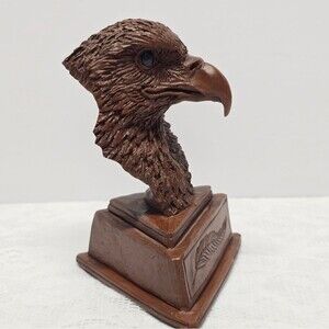 Red Mill American Eagle Bust Sculpture Figurine Handcrafted Vintage 1997 #694